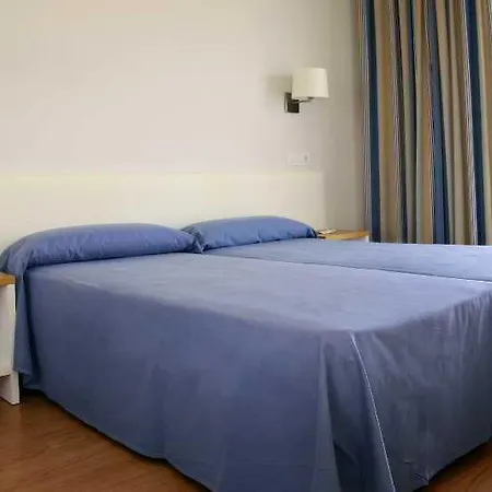 Bluesea Playa Azul Cala En Porter (Menorca)