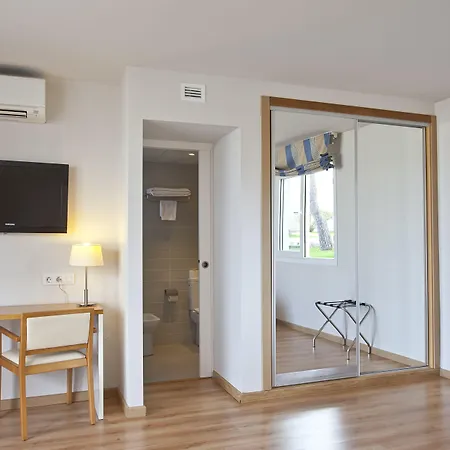 Bluesea Playa Azul Cala En Porter (Menorca)