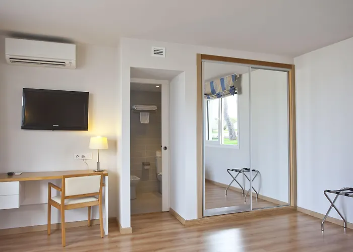 Bluesea Playa Azul Cala En Porter (Menorca)