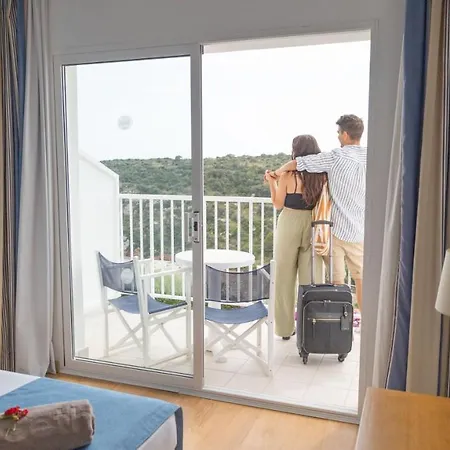 プラヤ アスル 3* Cala En Porter (Menorca)